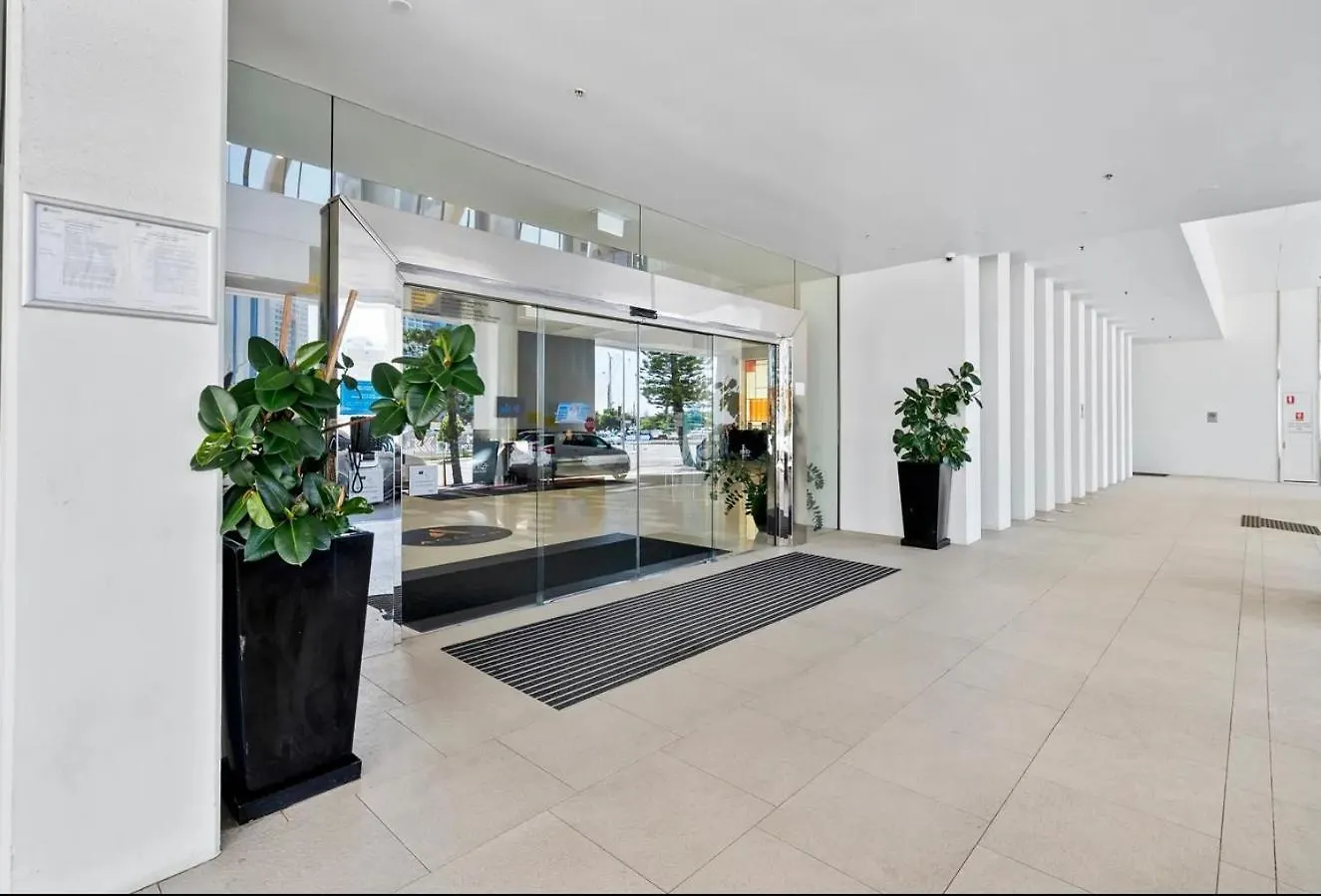 ***  Mantra On View Lvl 20 Hotel Gold Coast Australia